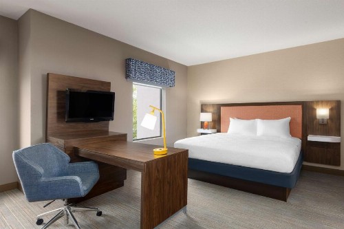 Hampton Inn & Suites Harrisburg - image 34