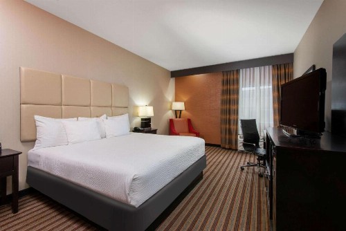 La Quinta by Wyndham Harrisburg-Hershey - image 33