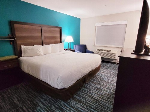 Baymont by Wyndham Harrodsburg - image 10