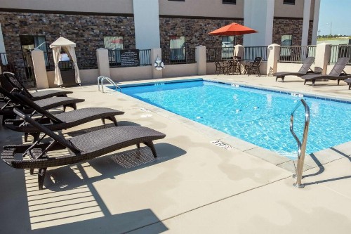 Hampton Inn Hartwell Ga - image 5