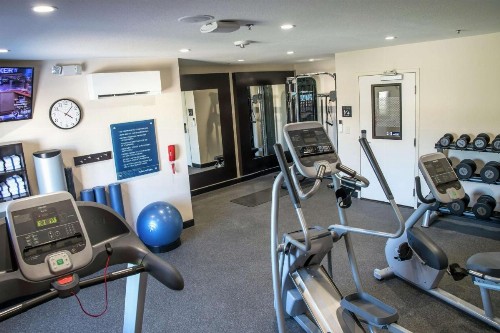 Hampton Inn Hartwell Ga - image 9