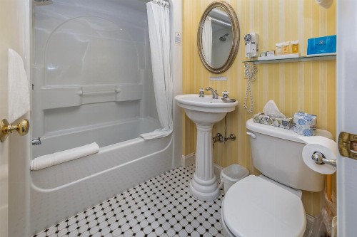 The Winstead Inn - image 34