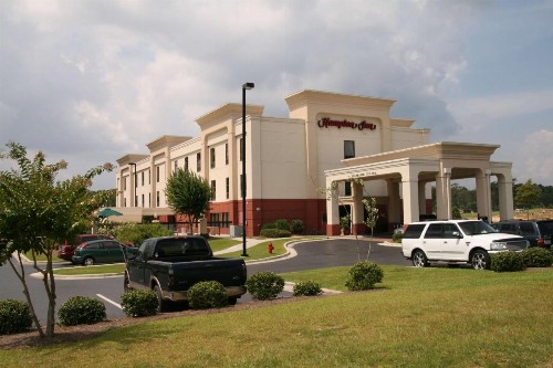 Hampton Inn Havelock - image 2