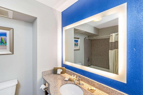 La Quinta by Wyndham NE Long Beach/Cypress - image 43