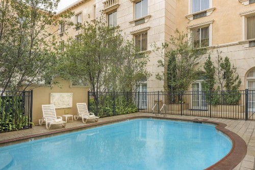 Ayres Hotel Manhattan Beach - image 2