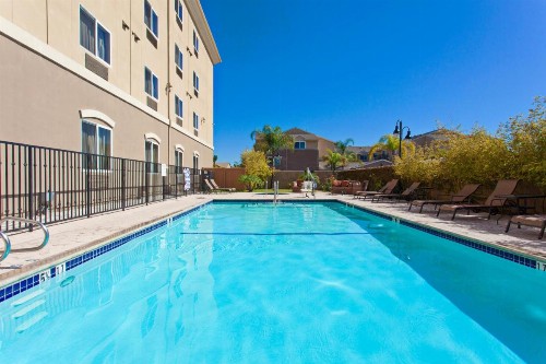Holiday Inn Express Hotel & Suites Los Angeles Airport Hawthorne an IHG Hotel - image 27