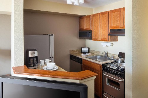 TownePlace Suites Los Angeles LAX Manhattan Beach - image 13