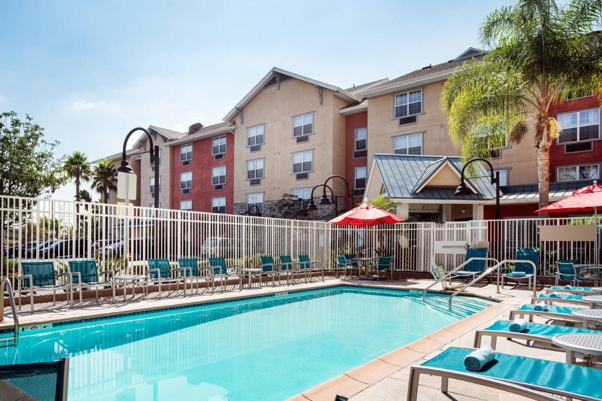 TownePlace Suites Los Angeles LAX Manhattan Beach - image 6