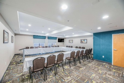 Hampton Inn Oakland-Hayward - image 28