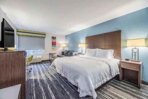 Hampton Inn Oakland-Hayward - image 34