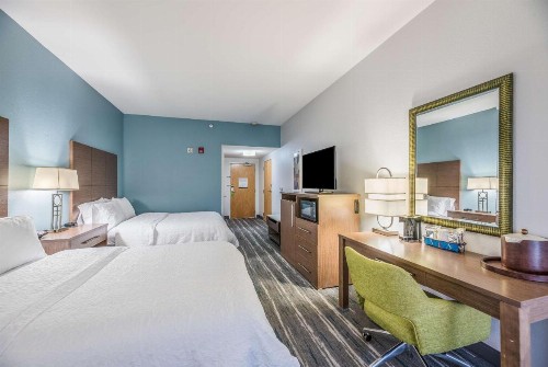 Hampton Inn Oakland-Hayward - image 35