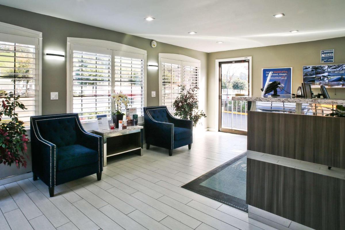 Quality Inn Hayward - image 2