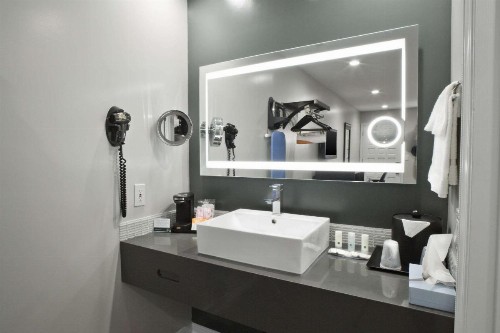 Quality Inn Hayward - image 25