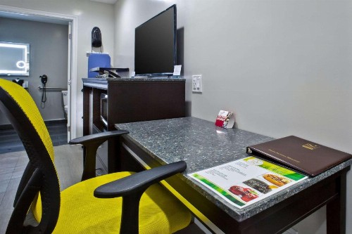 Quality Inn Hayward - image 5