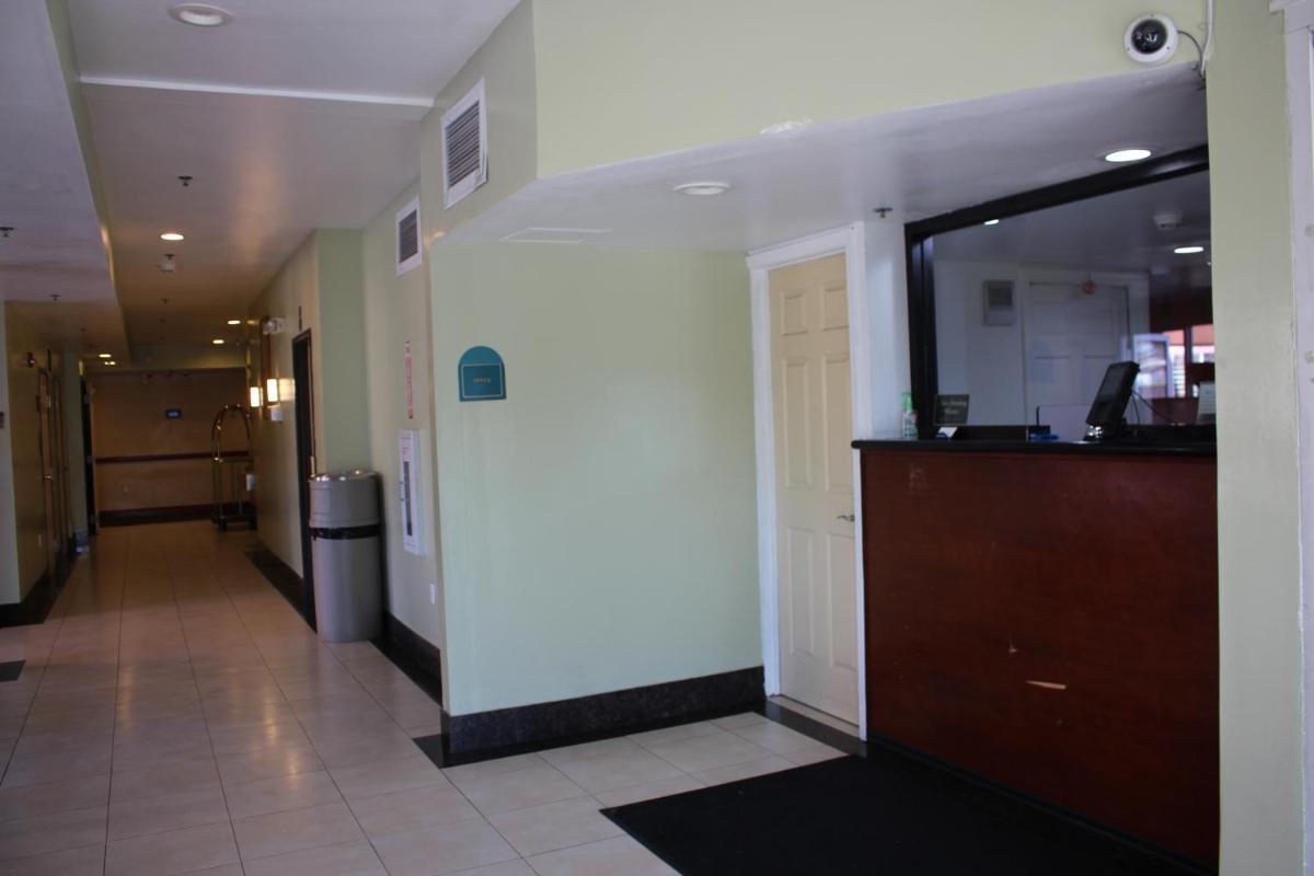 Rodeway Inn & Suites Hayward - image 5