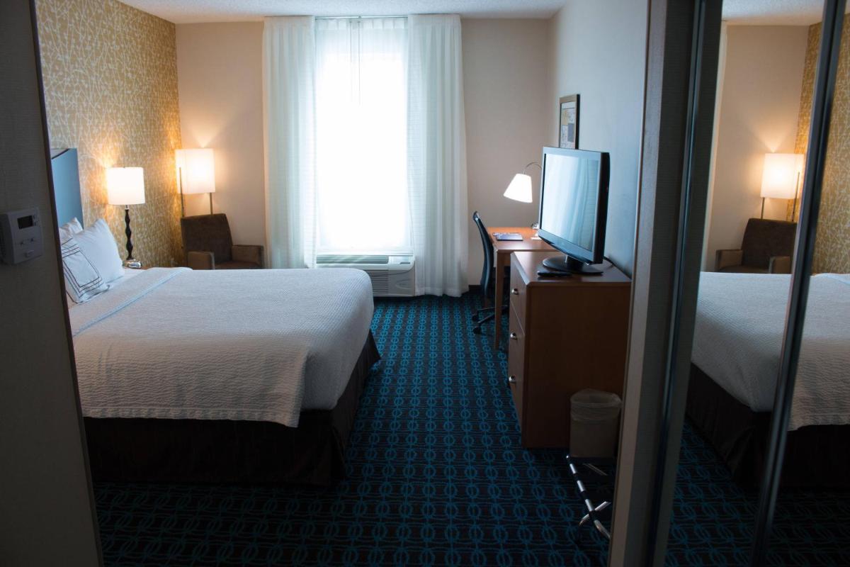 Fairfield Inn & Suites Oakland Hayward - image 7