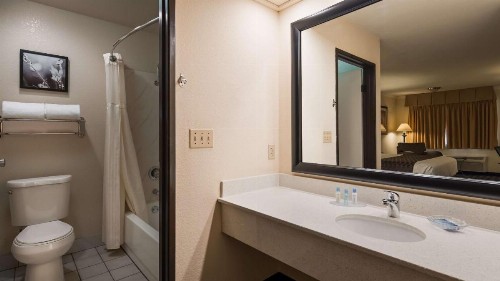 Best Western PLUS Inn of Hayward - image 18