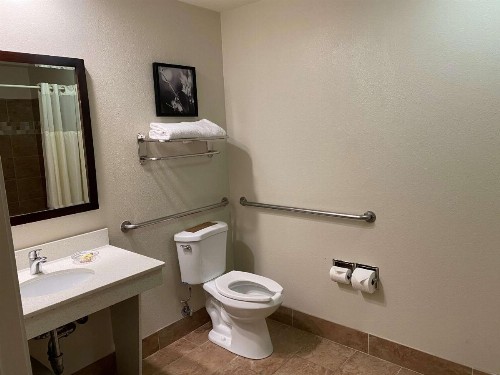 Best Western PLUS Inn of Hayward - image 19