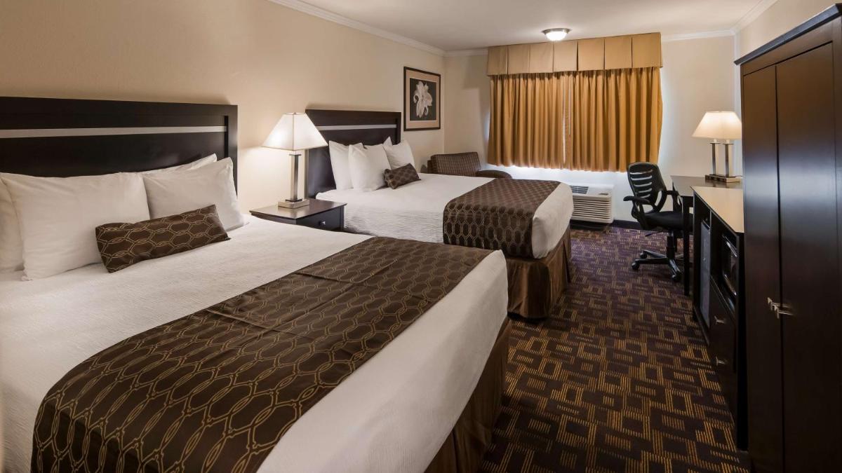 Best Western PLUS Inn of Hayward - image 3