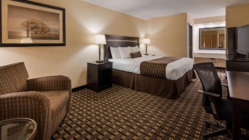 Best Western PLUS Inn of Hayward - image 7
