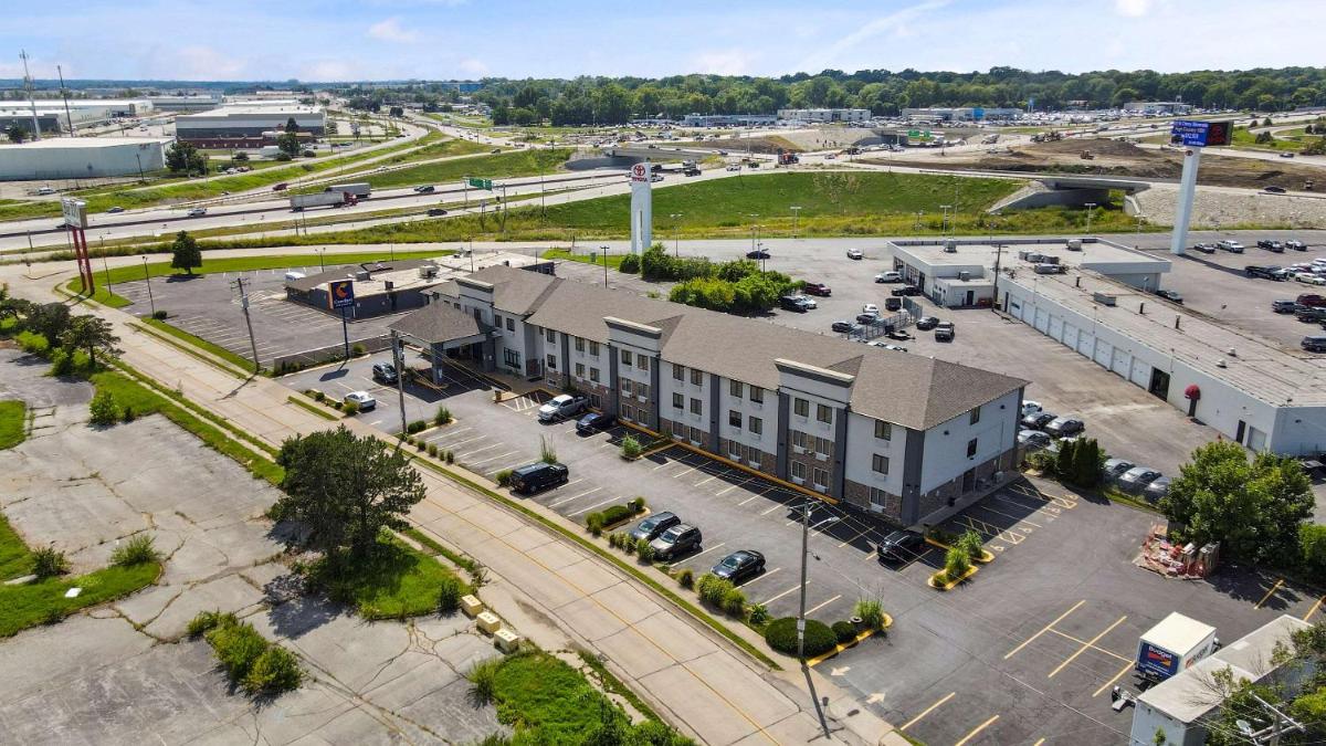Comfort Inn & Suites Hazelwood - St Louis Hazelwood