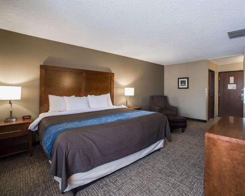 Comfort Inn & Suites Hazelwood - St Louis Hazelwood - image 12