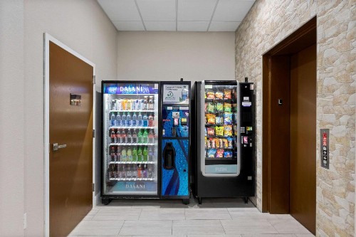 Comfort Inn & Suites Hazelwood - St Louis Hazelwood - image 25