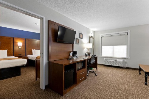 Comfort Inn & Suites Hazelwood - St Louis Hazelwood - image 34