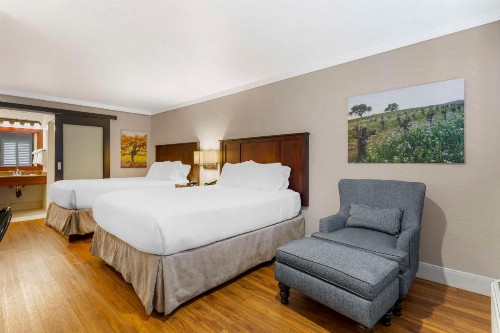 Best Western Dry Creek Inn - image 33