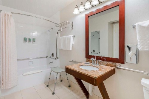 Best Western Dry Creek Inn - image 43