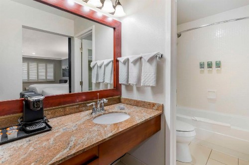 Best Western Dry Creek Inn - image 48