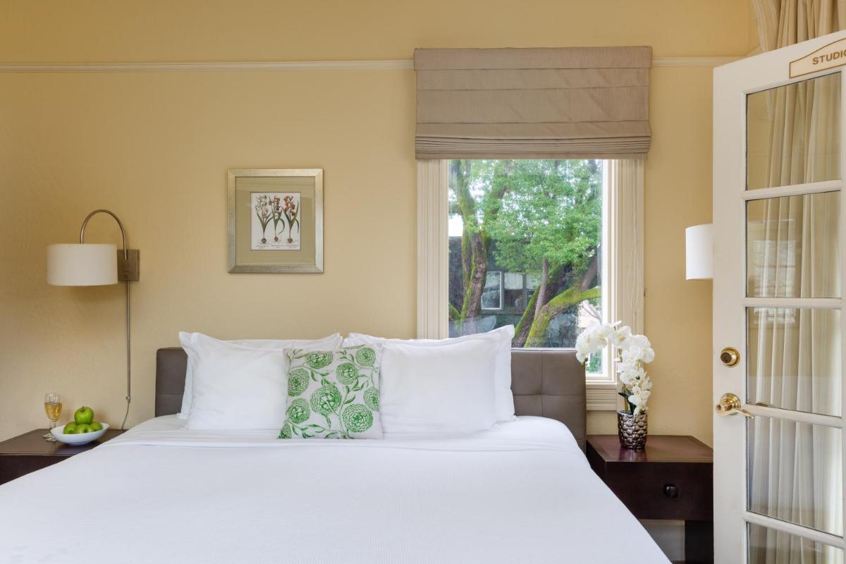 Healdsburg Inn on the Plaza A Four Sisters Inn - main image