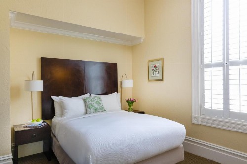 Healdsburg Inn on the Plaza A Four Sisters Inn - image 9
