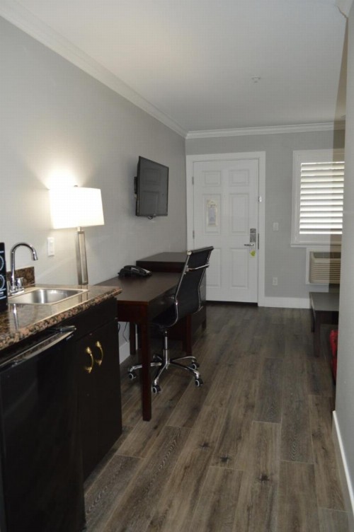 Fairview Inn & Suites - image 38