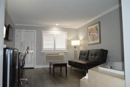 Fairview Inn & Suites - image 39
