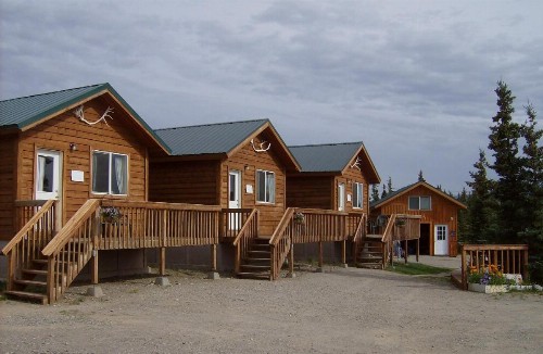 Alaskan Spruce Cabins - image 3