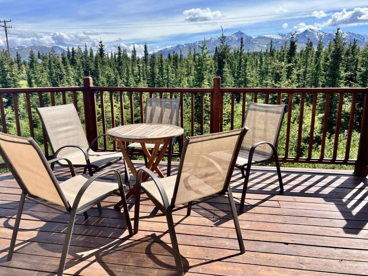 Private Home at Denali - main image