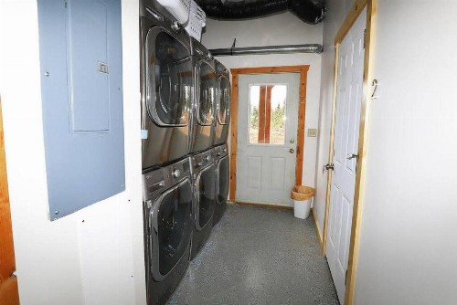 Denali 2-King Bedrooms each with own Private Bathroom. Full Kitchen and Amentities! - image 16