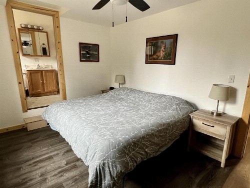 Denali 2-King Bedrooms each with own Private Bathroom. Full Kitchen and Amentities! - image 24