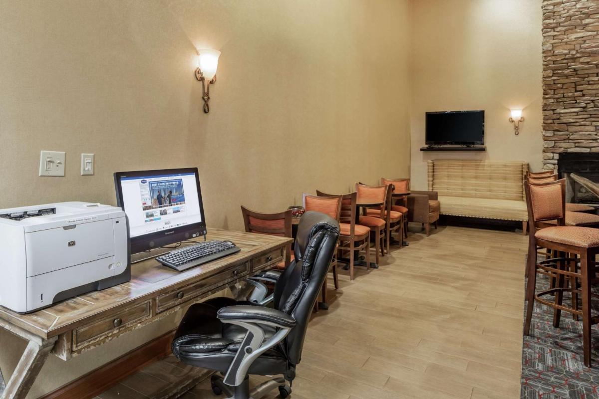 Hampton Inn Helen - image 3