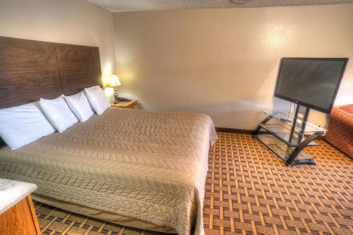 Amerivu Inn & Suites - Helen - image 10