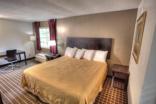 Amerivu Inn & Suites - Helen - image 36