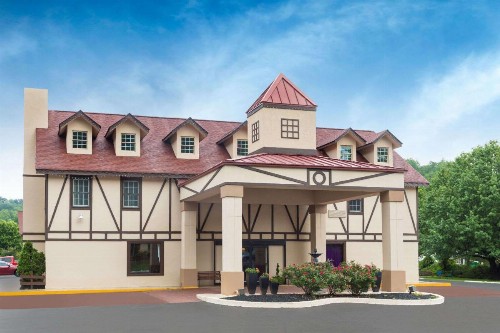 Baymont by Wyndham Helen - image 1