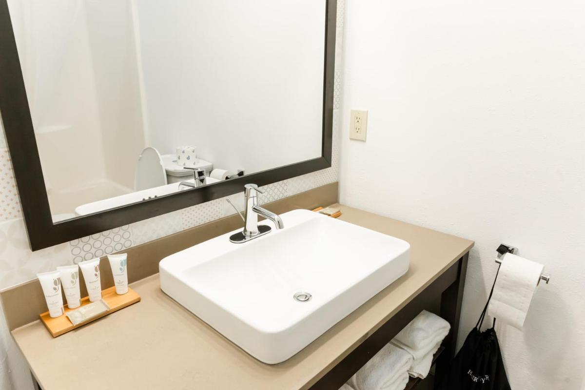 Country Inn & Suites by Radisson Helen GA - image 5