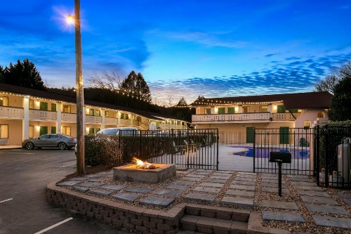 Quality Inn Downtown Helen - image 10