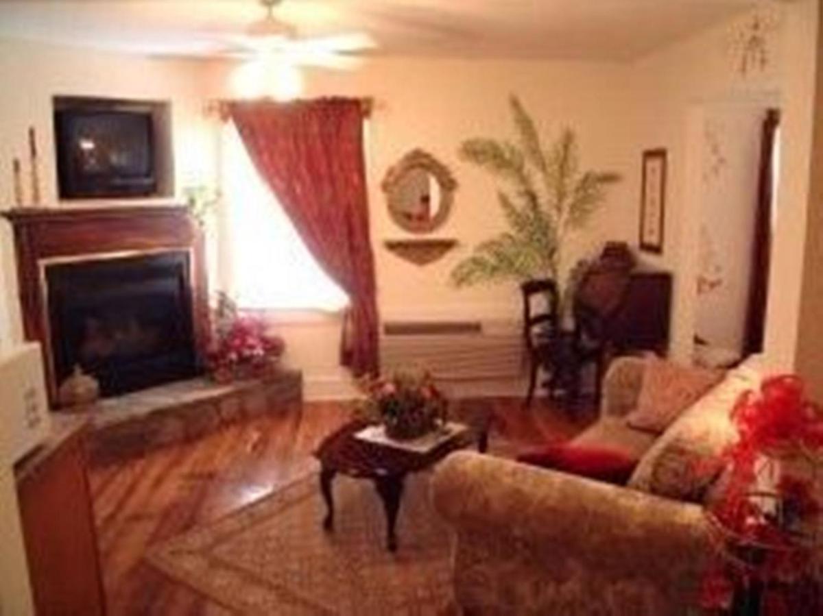 Black Forest Bed & Breakfast - image 4