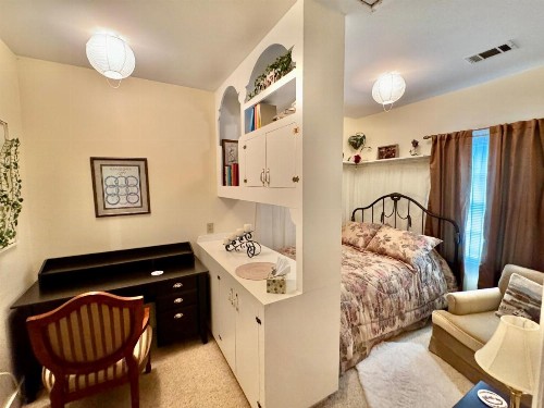 Riverbend Motel & Cabins - image 36
