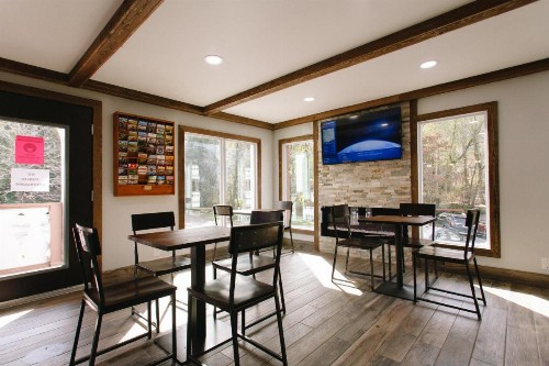 Riverbend Motel & Cabins - image 39