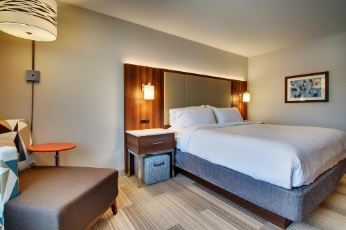 Holiday Inn Express & Suites Helen an IHG Hotel - image 2