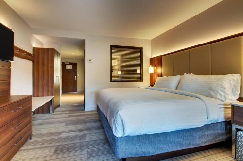 Holiday Inn Express & Suites Helen an IHG Hotel - image 24